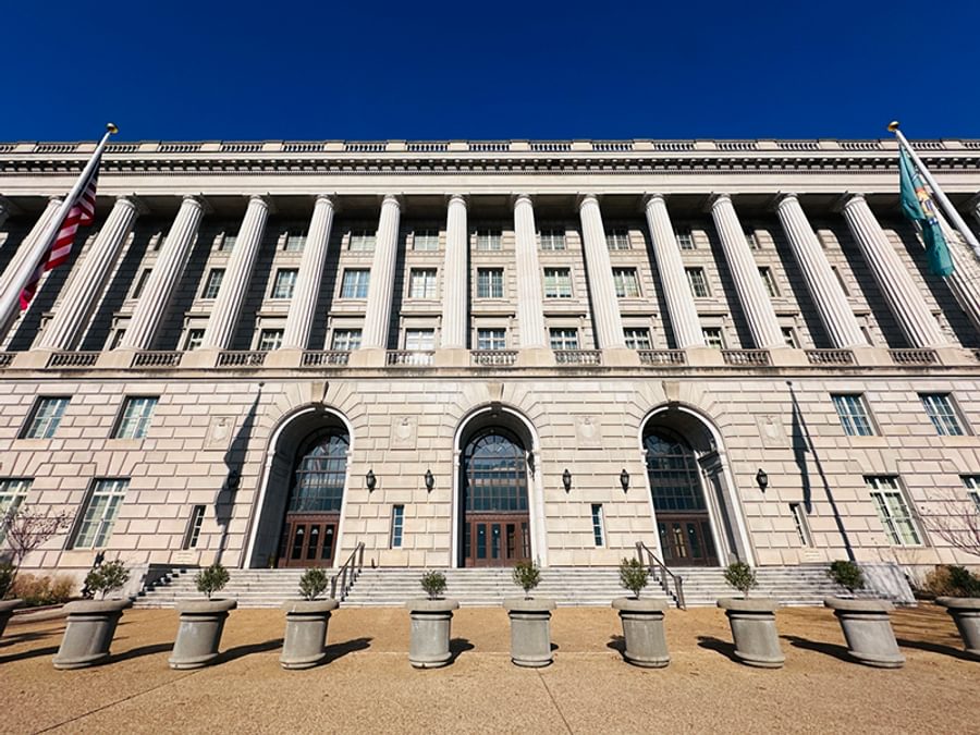 I Stock 2202941886 IRS Building copy 800px